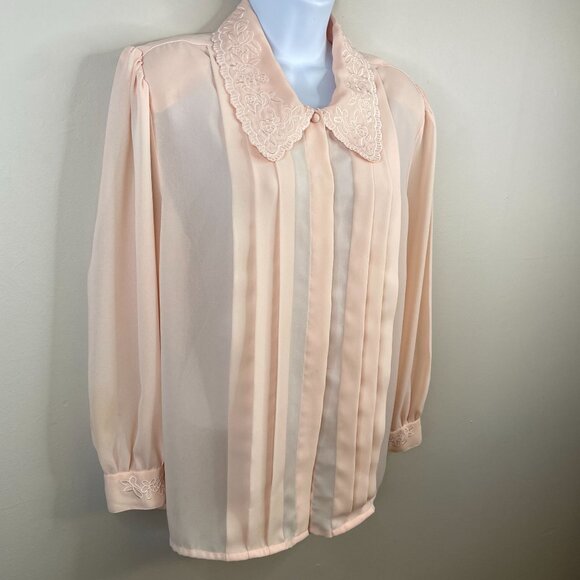 Vintage Romantic Pleated Embroidered Blouse Top 14 Pastel Peach Dainty Sweet - Picture 14 of 16